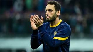 Inter, Hakan Çalhanoğlu'nun sözleşmesini uzatmaya hazırlanıyor