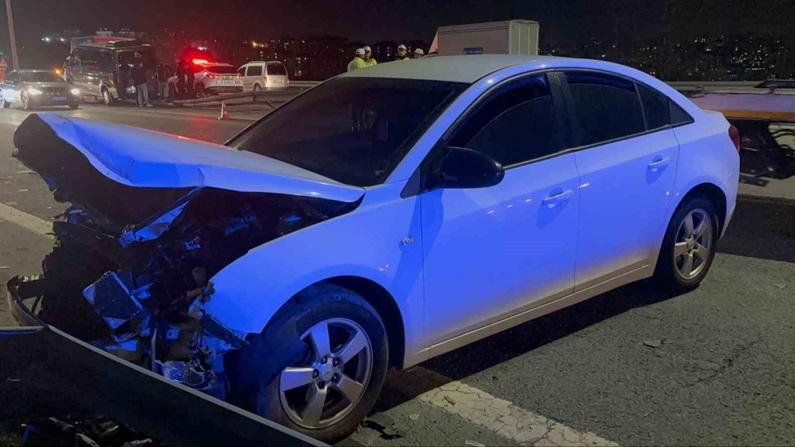 Kağıthane'de zincirleme trafik kazası! 1 Yaralı