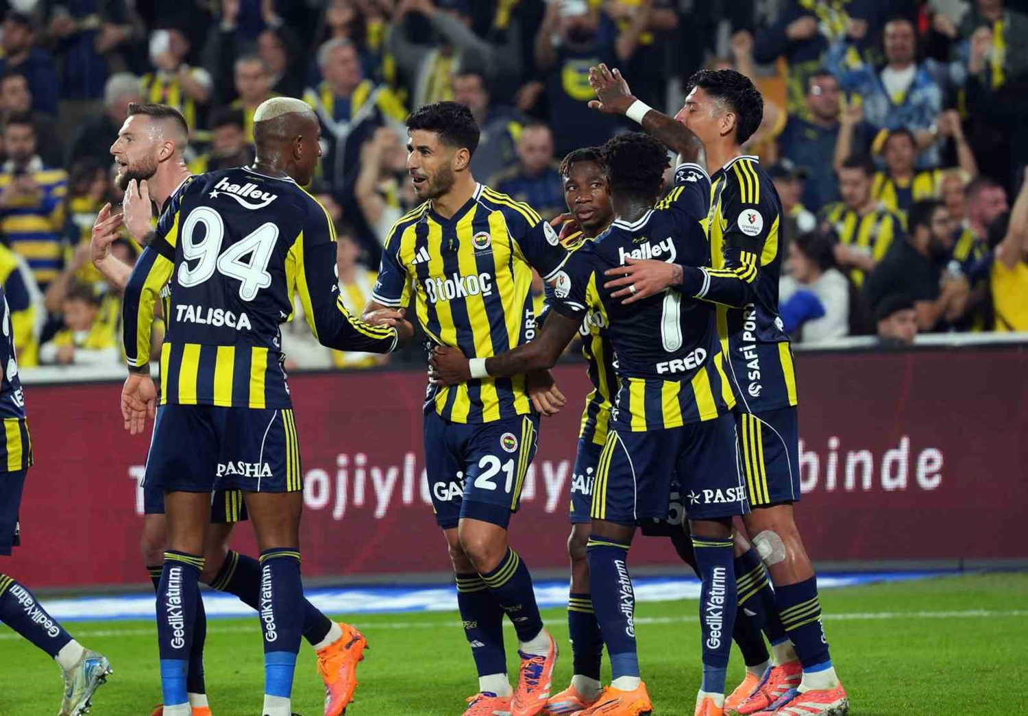Fenerbahçe, Kayseri deplasmanında! İşte muhtemel 11'ler...