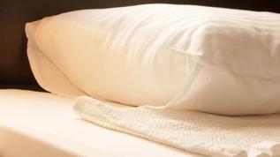 Yastığınız doğru mu? Bu detayı bilmiyorsanız uykuya veda edin!