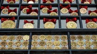 Altın fiyatlarındaki rekor yükseliş düğün takı geleneklerini değiştiriyor