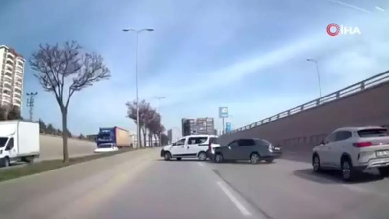 Makas faciası! O anlar kamerada