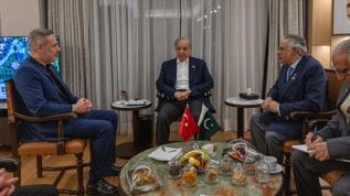 Bakan Fidan, Pakistan Başbakanı Şerif ile görüştü