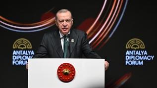 Cumhurbaşkanı Erdoğan'ın Antalya Diplomasi Forumu'ndaki konuşması 3 dilde kitaplaştırıldı