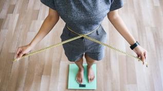 Kilo vermek isteyenlere kritik uyarı! Akşam yemeği saatinizi değiştirin