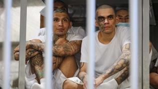 El Salvador'da MS-13 çetesine karşı 47 bin suçtan toplu yargılama başladı