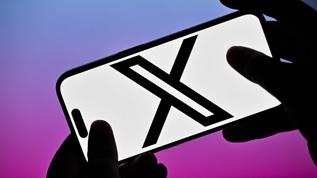 X, premium kullanıcılara Grok AI destekli özel zaman çizelgesi sundu