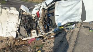 Elazığ'da direğe çarpan otomobil şarampole devrildi: 1 kişi yaralı