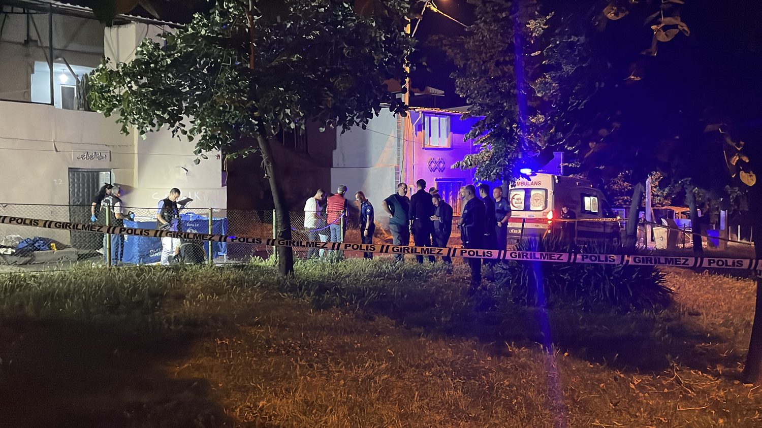 Bursa'da silahlı kavgada 2 kişi yaşamını yitirdi