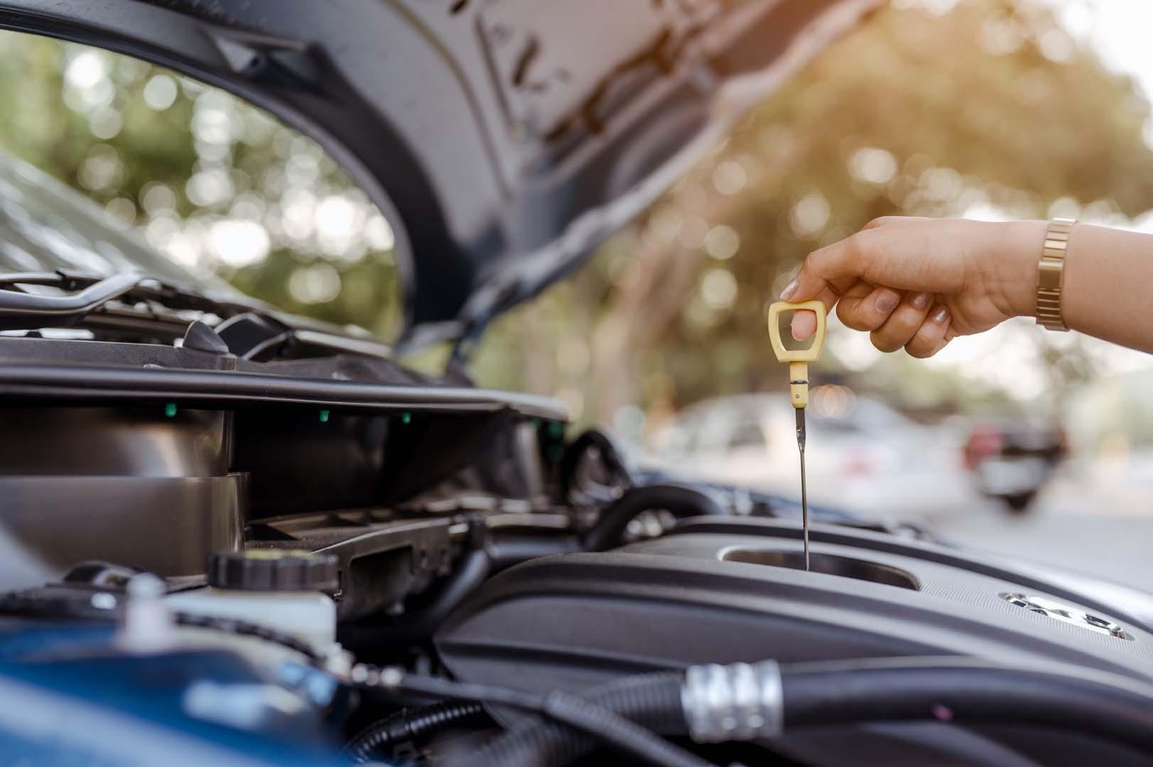 Motor yağı çubuğunda beyaz tortu tehlikesi! Aracınız risk altında olabilir