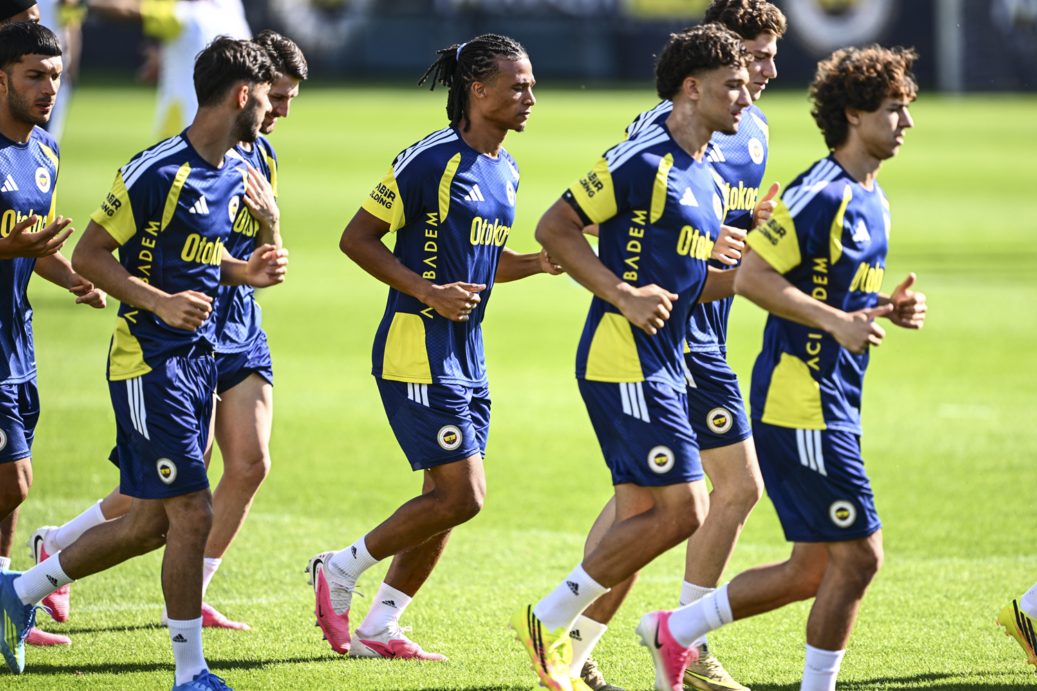 Fenerbahçe, yeni sezon hazırlıkları kapsamında LASK'ı ağırlıyor!