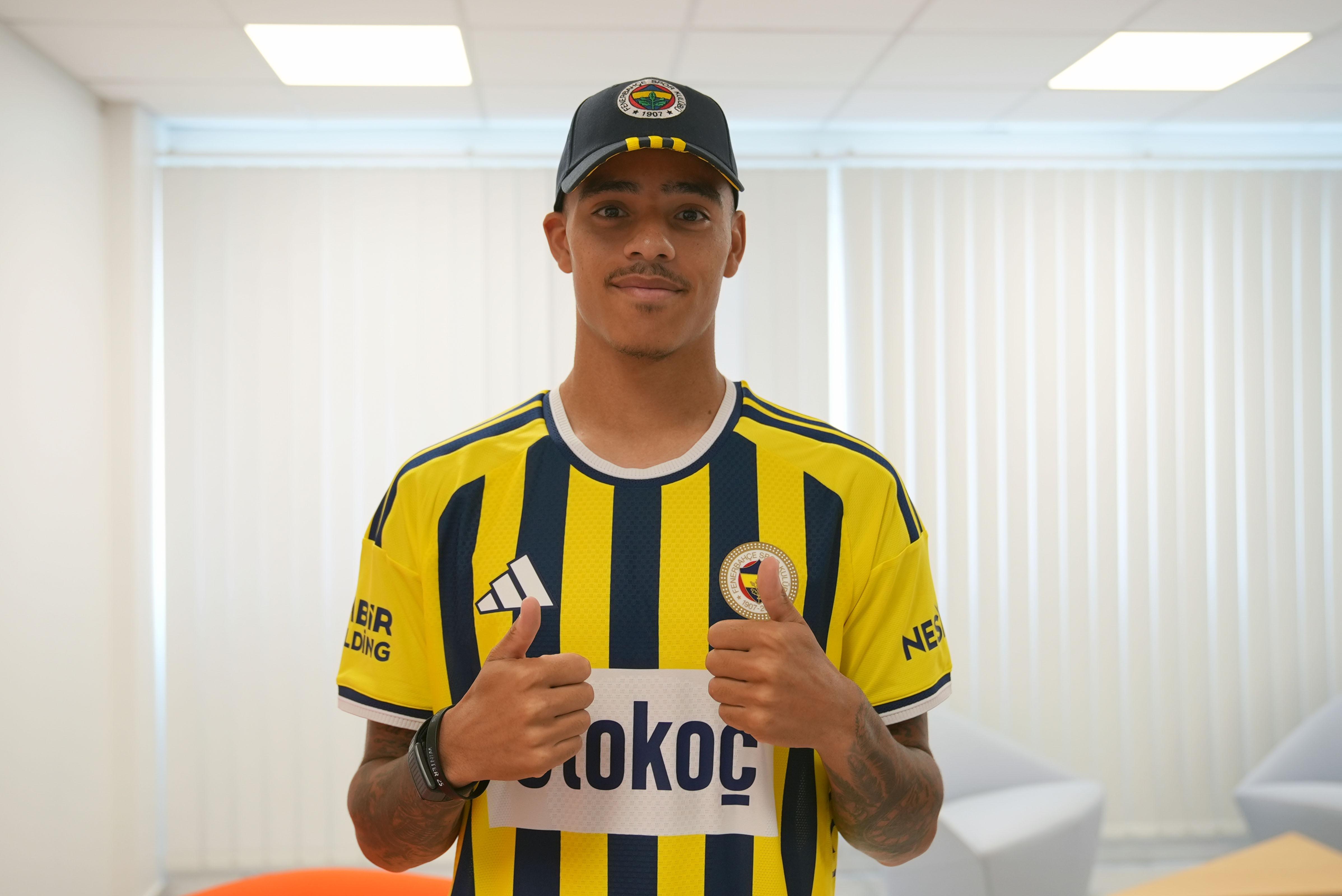 Fenerbahçe, 39 milyon euroya kanat oyuncusu Mason Greenwood'u kadrosuna kattı