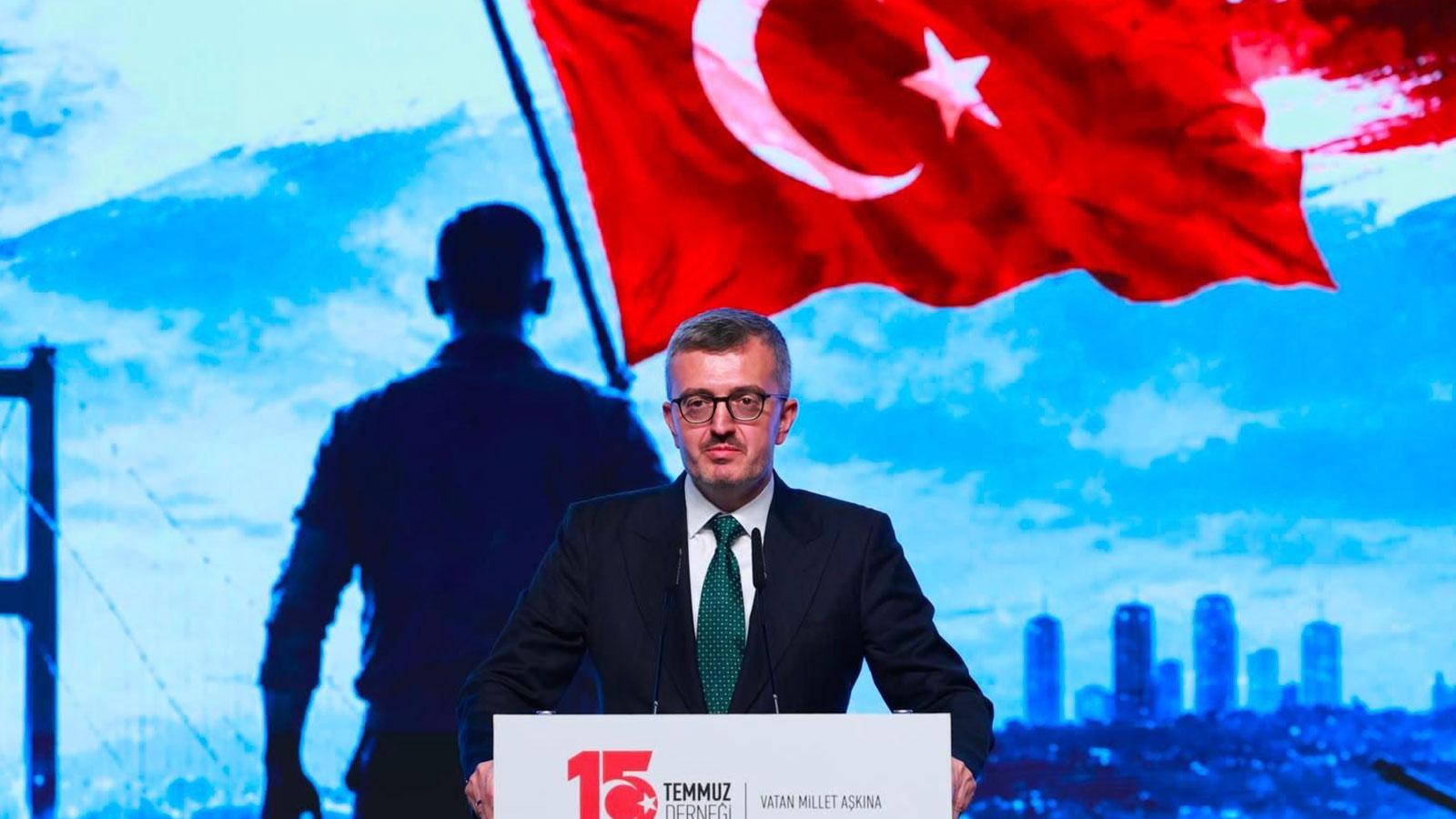 İletişim Başkanı Duran: 15 Temmuz aziz milletimizin yazdığı eşsiz destanla hafızalara kazınan gündür