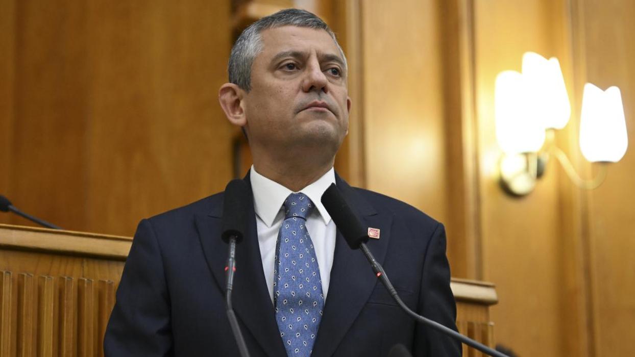 Çift başlı CHP resmen bölündü... Özgür Özel: Yeni partimizi kuruyoruz