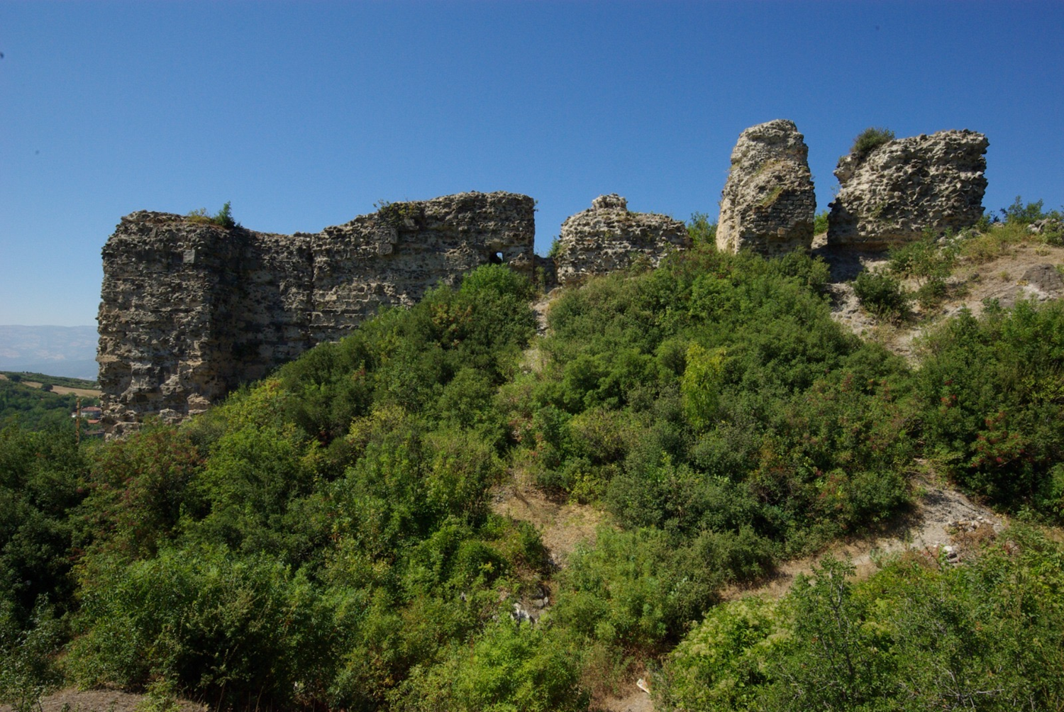 Tarihi kalede kazılar başladı