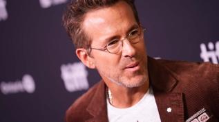 Ryan Reynolds, Comic-Con'da Deadpool kostümüyle hayranlarını şaşırttı
