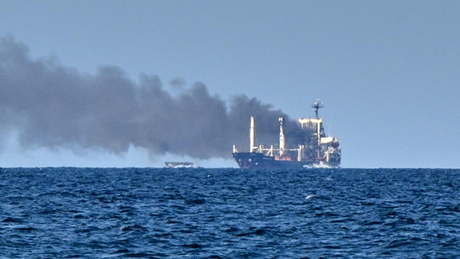 Rusya'dan Odessa'daki limanlara ağır darbe: Dört gemi hedef alındı