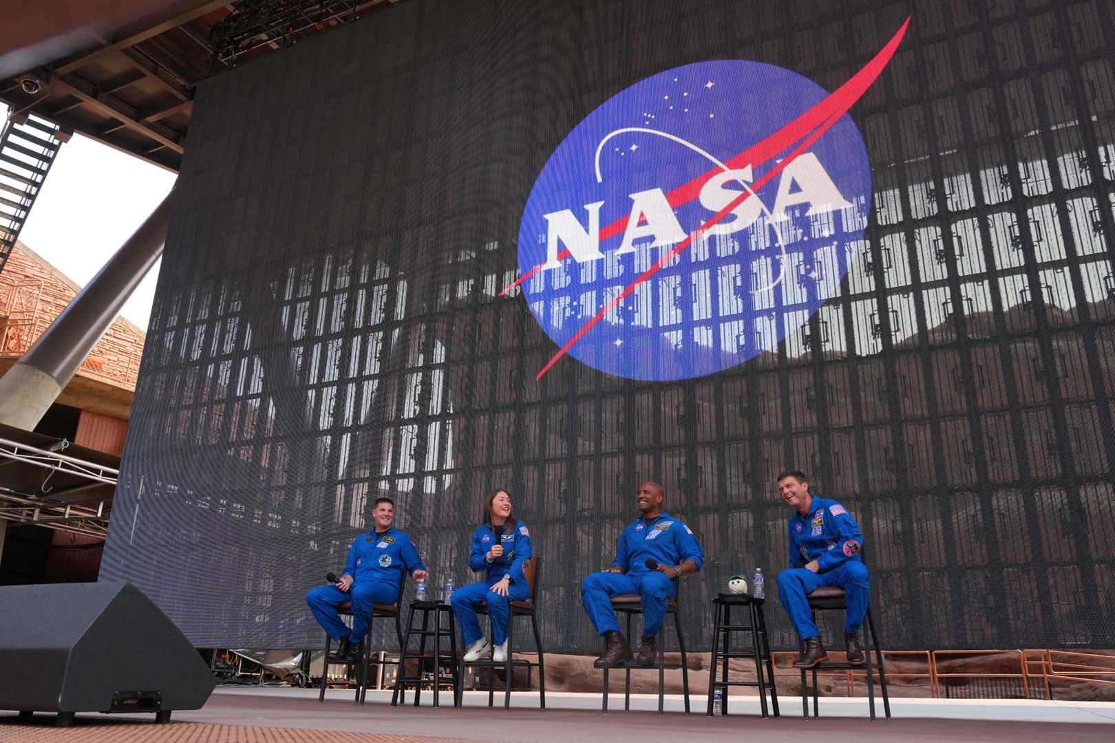 NASA'dan Crew-13 için tarihi uzay yolculuğu hazırlığı