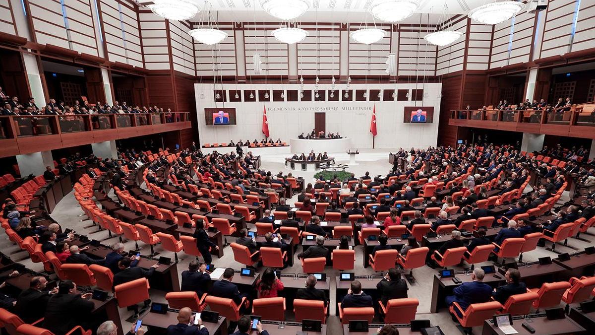 Tam 1 yıl sonra aynı gün düğmeye basıldı! TBMM'de "Terörsüz Türkiye" için yasal süreç başlıyor
