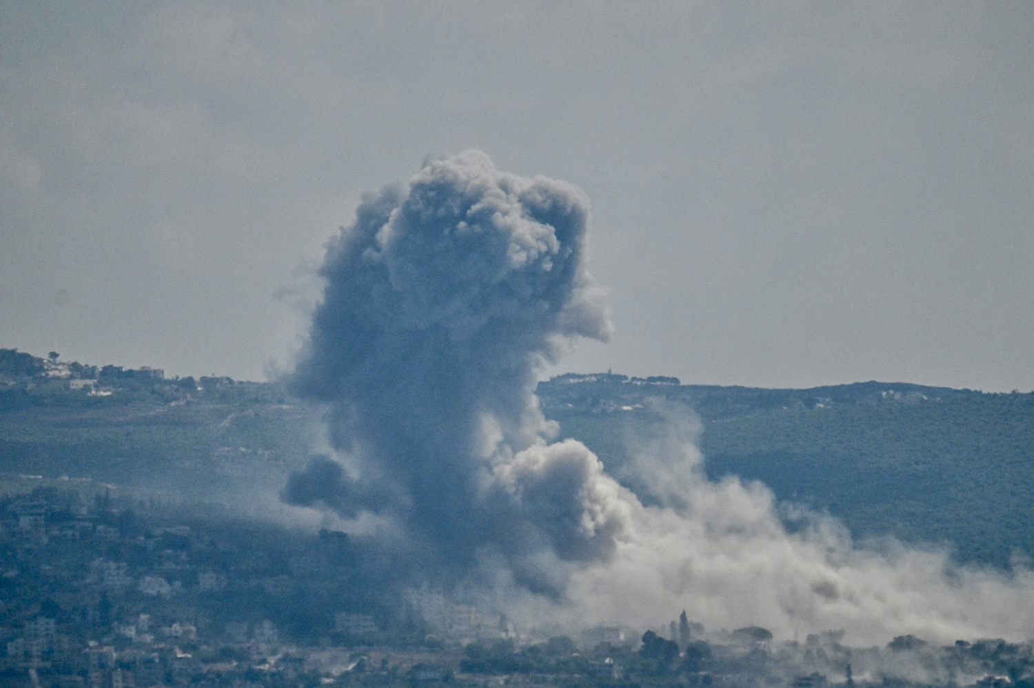 Sur'da alçak uçuş ve bombardıman: İsrail'den Lübnan'da yeni ateşkes ihlali
