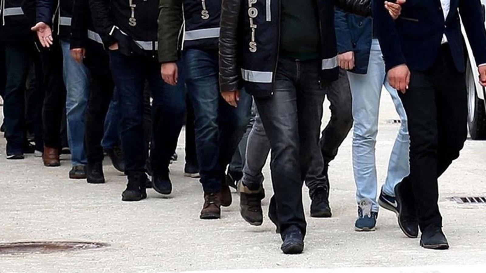 Başkentte "değnekçilik" yaptığı belirlenen 10 şüpheli yakalandı