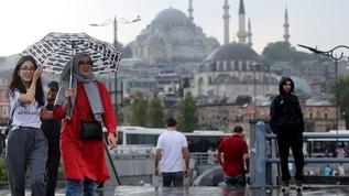 Meteoroloji saat verdi: İstanbullular dikkat! Kuvvetli sağanak, rüzgar geliyor