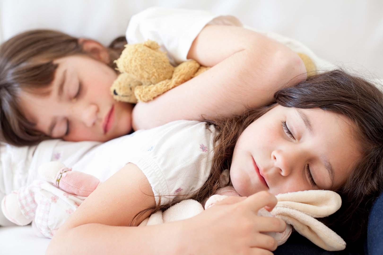 Çocuklarda melatonin kullanımı uykuyu nasıl etkiliyor?