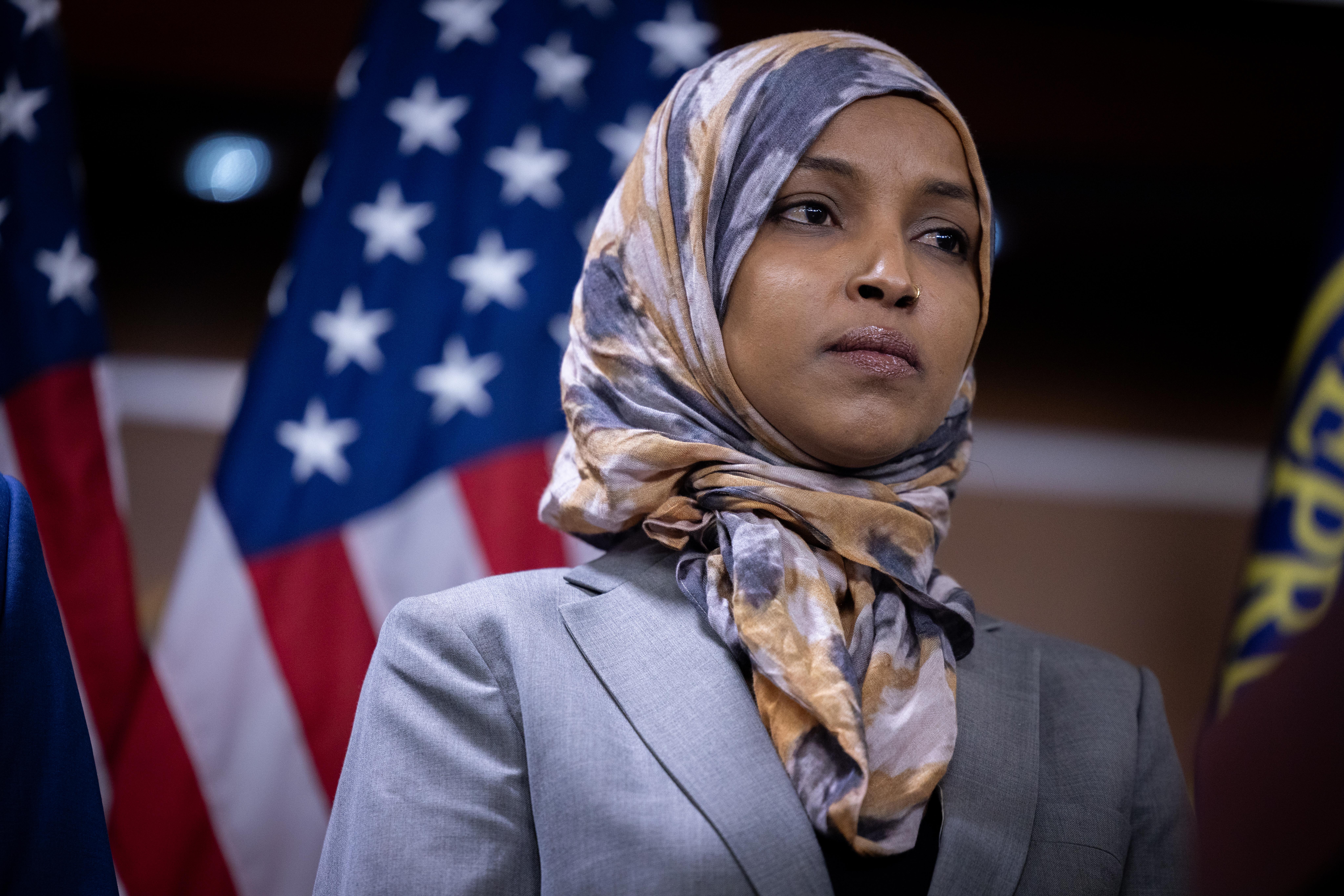 ABD kongresi için dikkat çeken sonuç: Müslüman aday Ilhan Omar, ön seçimi kazandı