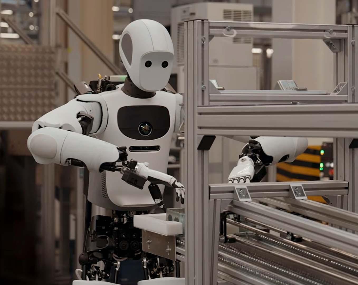 ABD otomotivinde robot dönemi! İnsansı makineler fabrikalarda işçilerin yerini mi alacak?