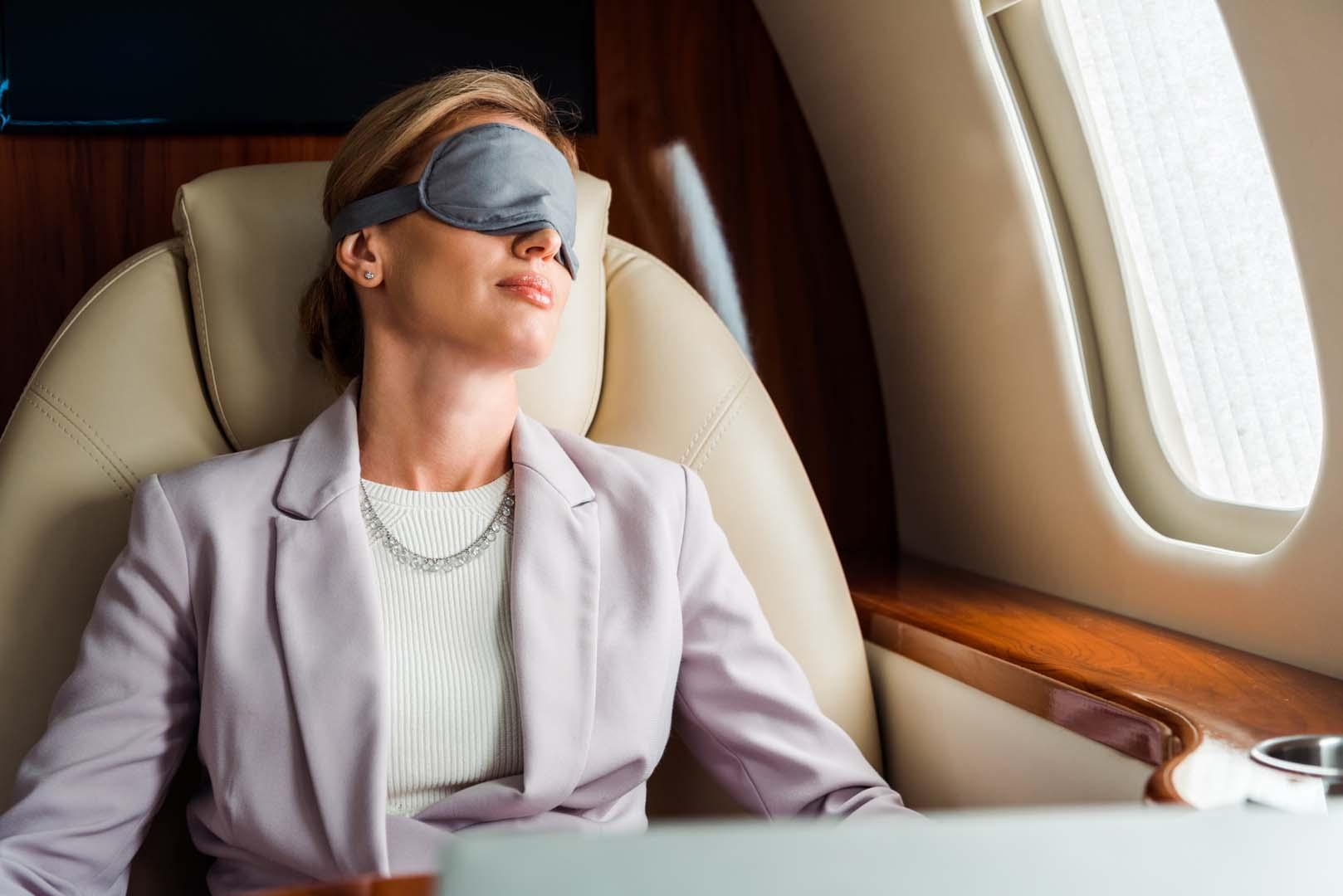 Jet lag nasıl önlenir? Yolculuk öncesi ve sonrası neler yapılmalı?