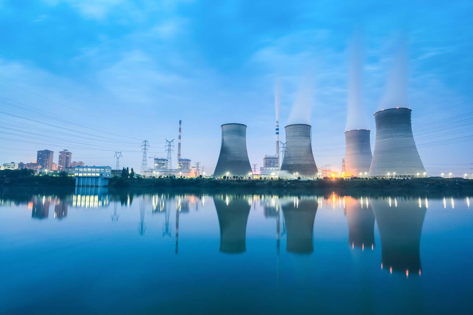 Çin, dünyanın en büyük nükleer santralinde yeni 1,2 GW reaktöre ilk yakıtı yüklüyor
