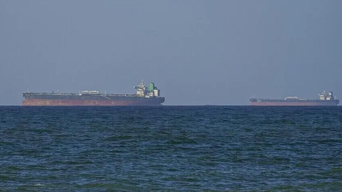 İran "kapalı" demişti: BAE'ye ait tankerler Hürmüz'de hedef alındı