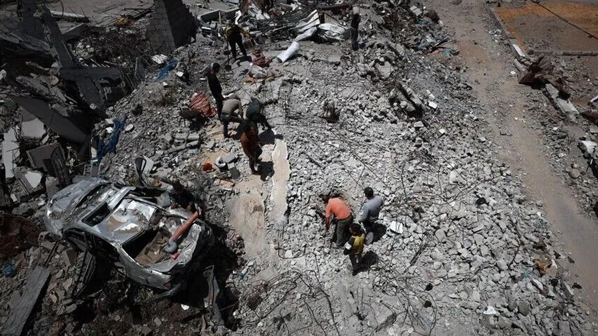 Terör devleti İsrail'in katliamı sürüyor: Enkaz altında 21 Filistinlinin naaşı çıkarıldı