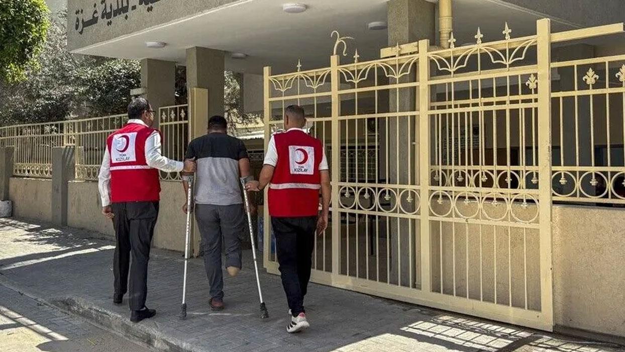 Türk Kızılay, Gazze'de protez destek projesi başlattı