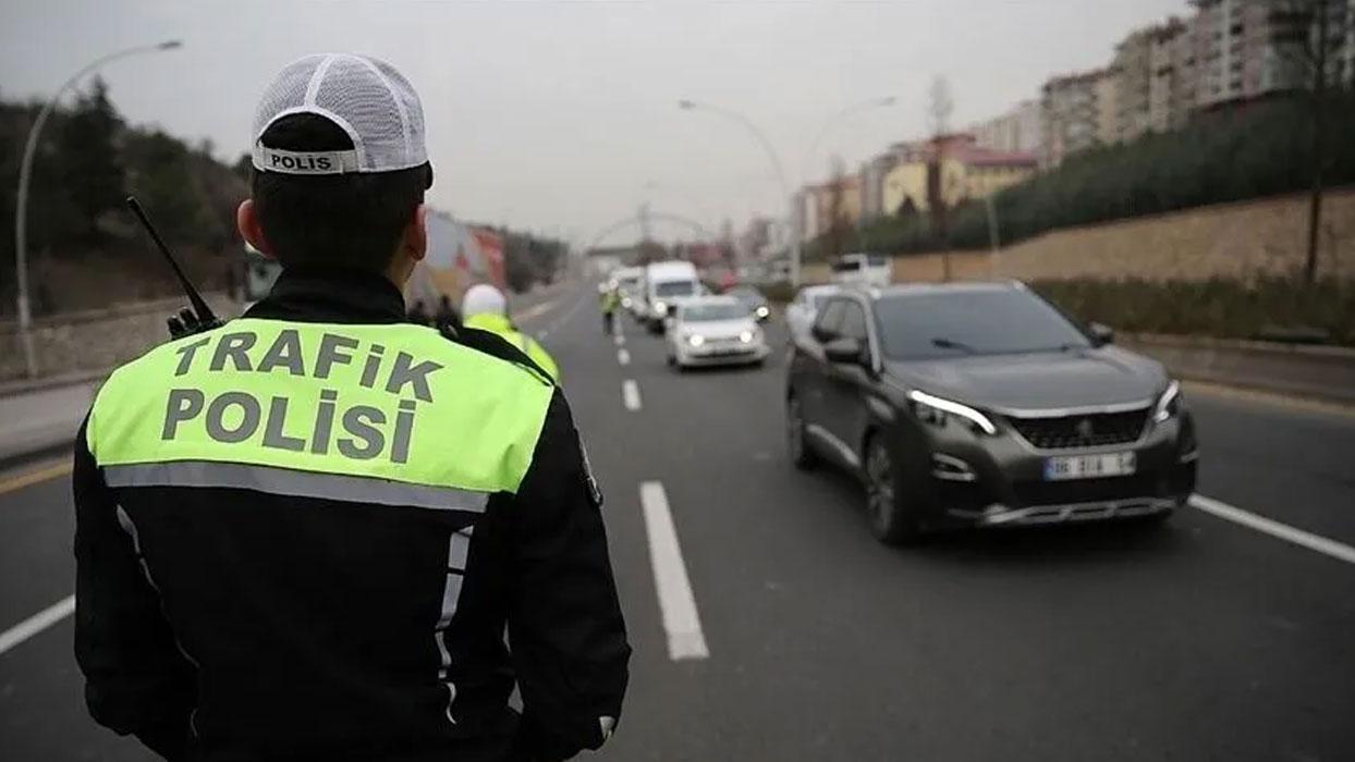İstanbul'da sürücüler dikkat: Çok sayıda yol trafiğe kapandı