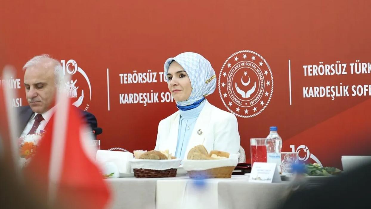 Bakan Göktaş: Terörsüz Türkiye sürecini bizzat şehit yakınlarımız ve gazilerimizle birlikte inşa ettik