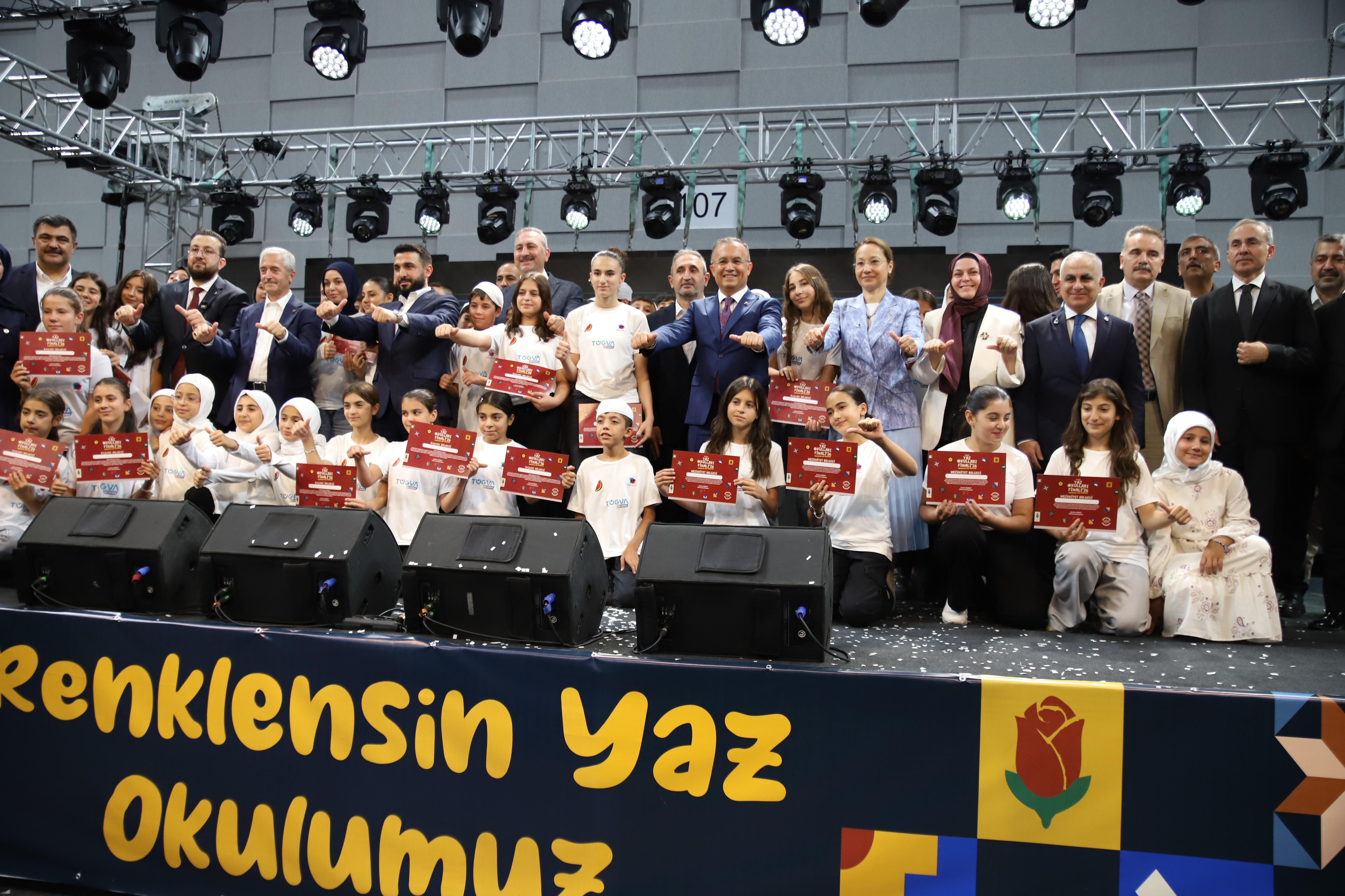 Gaziantep'te TÜGVA Yaz Okulu'nda renkli kapanış