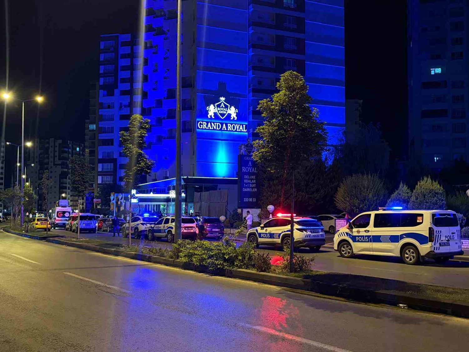 Kayseri'de kadın cinayeti! Otel odasından ölüme attı