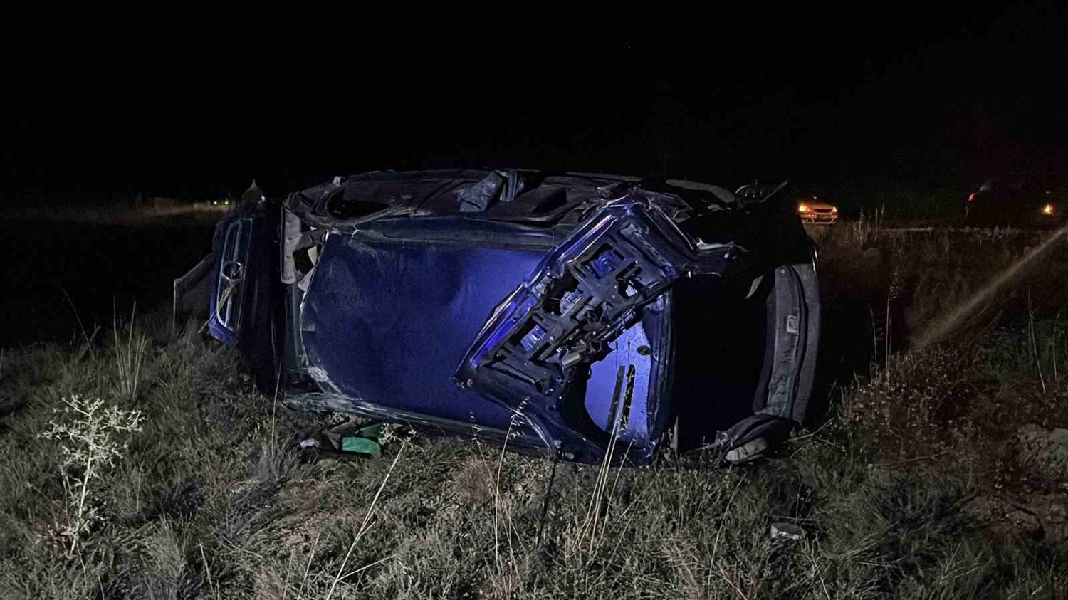 Niğde'de iki otomobil kafa kafaya çarpıştı: 1'i ağır, 7 yaralı