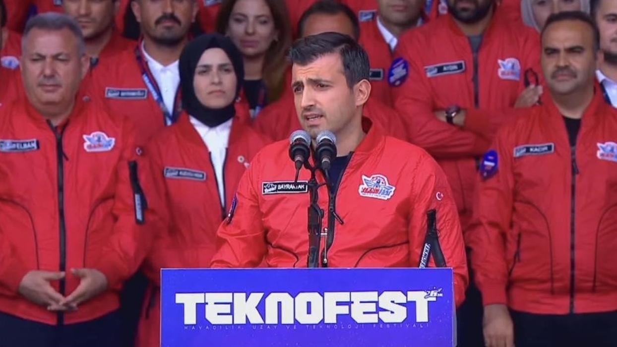 Mavi Vatan'da tarihi buluşma! Selçuk Bayraktar: Tek damlasından vazgeçmeyiz