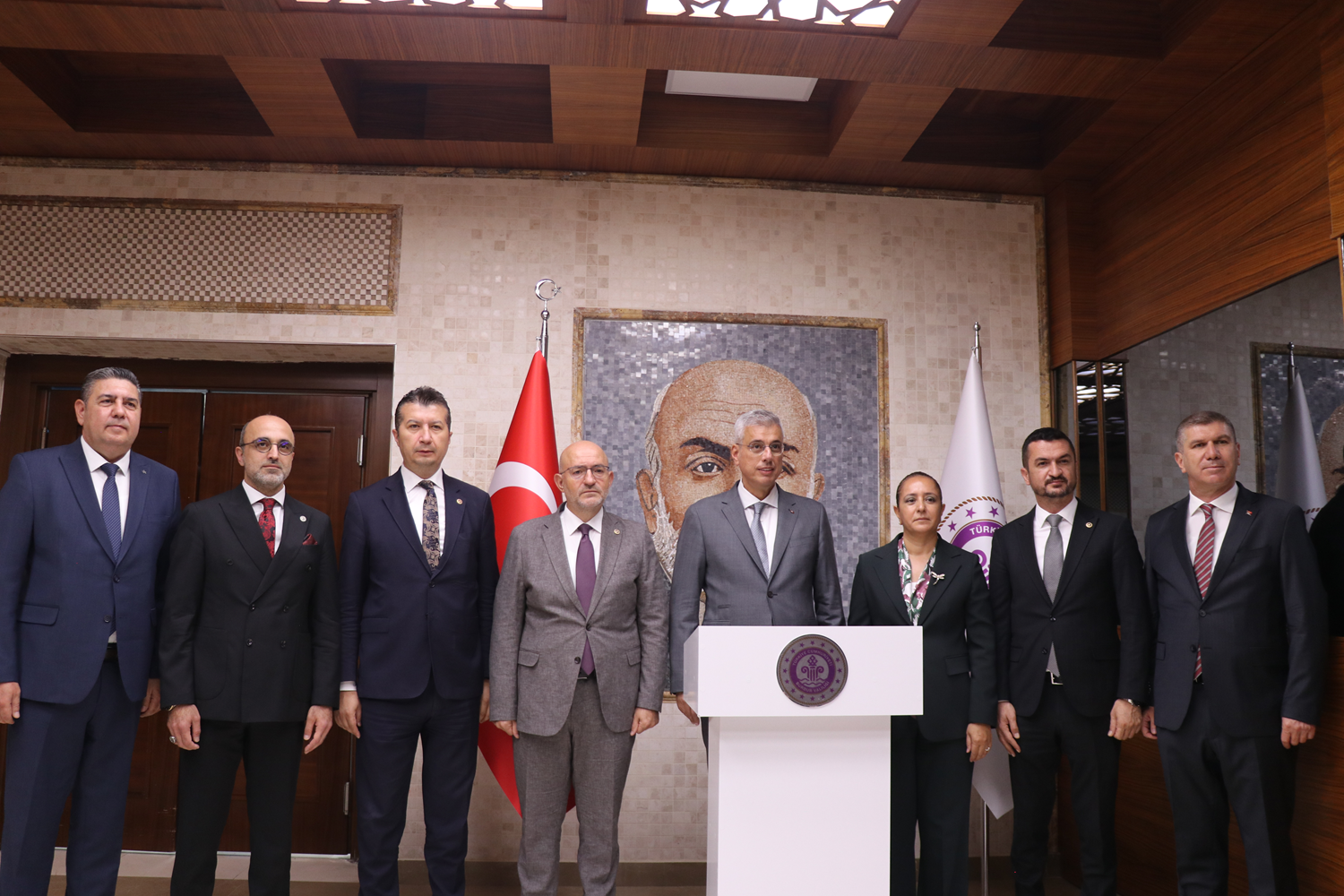 Sağlık Bakanı Memişoğlu: Hastanelerde 24 saat kreş hizmeti başlıyor!