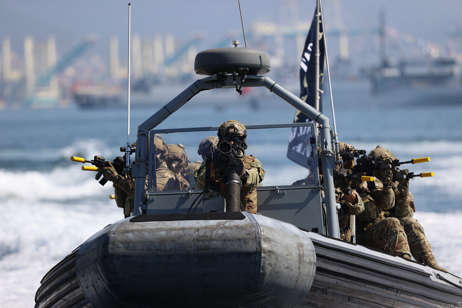 SAT ve SAS komandoları TEKNOFEST Mavi Vatan'da sahada