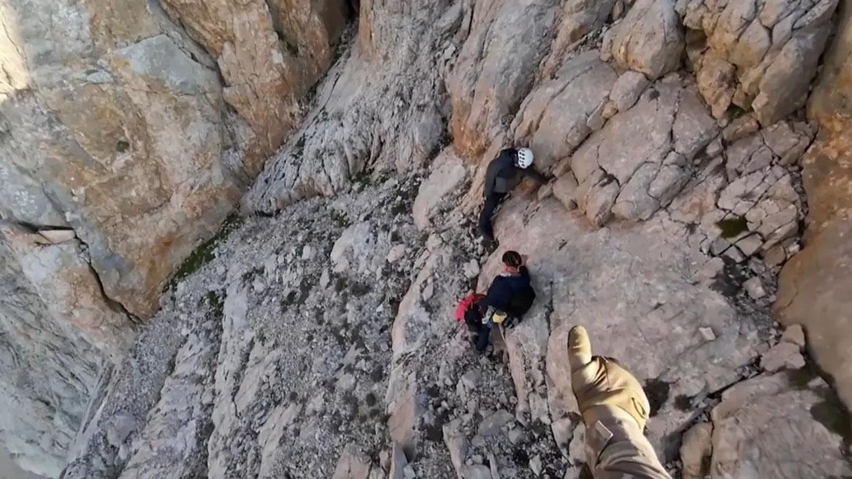 Aladağlar'da nefes kesen kurtarma! MSB İngiliz dağcının tahliye anlarını paylaştı