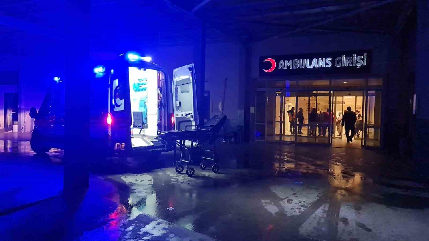 Aydın'ın Sultanhisar ilçesinde minibüs tarlaya uçtu: 1 ölü, 2 yaralı