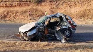 Gaziantep'te otomobiller çarpıştı: 3 ölü, 3 yaralı