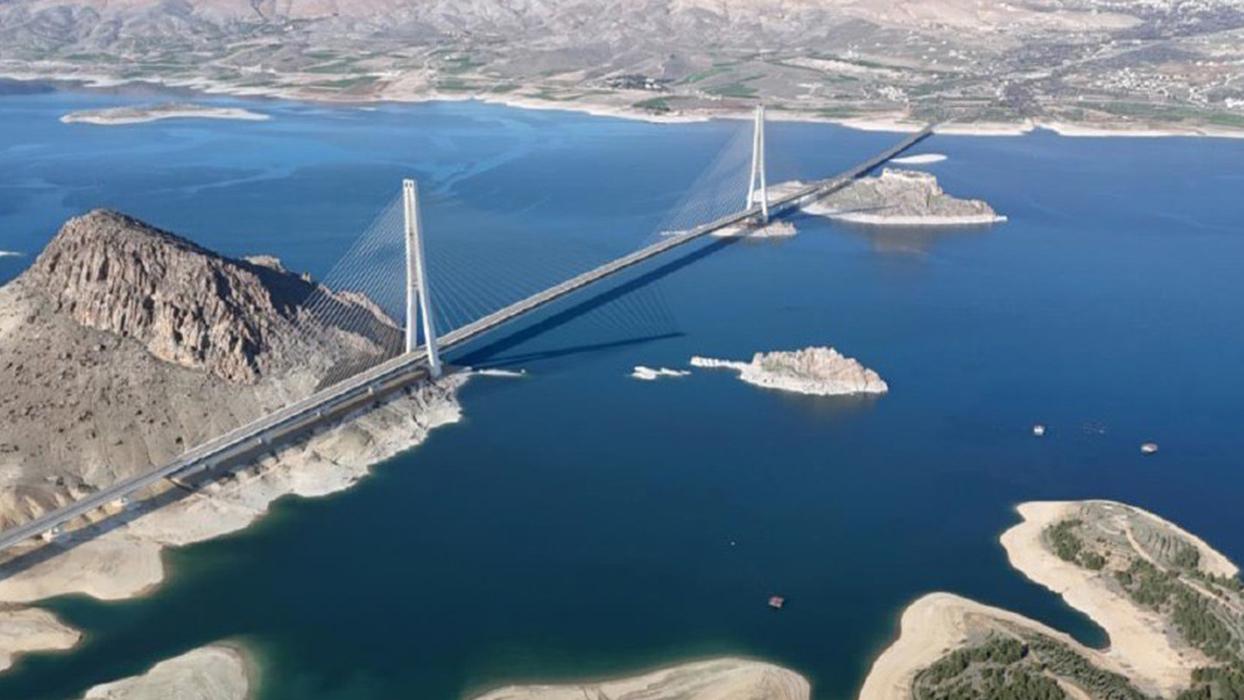 Pertek Köprüsü, Tunceli-Elazığ arasında kesintisiz kara yolunu oluşturacak
