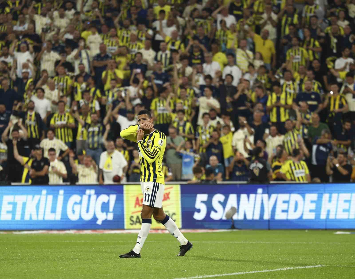 Fenerbahçe'nin İngiliz yıldızı Mason Greenwood, Konyaspor karşısında 2 gol atarak 13. dublesini yaptı!