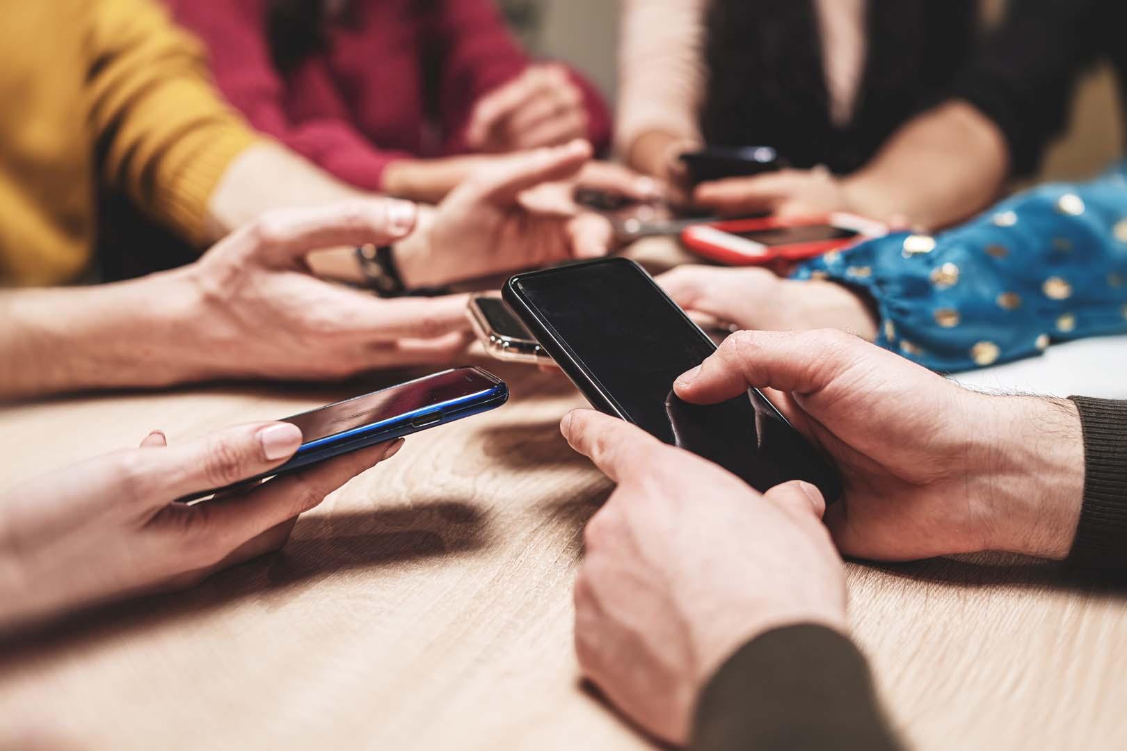 Telefon bağımlılığını azaltmanın yolu sandığınızdan asit olabilir