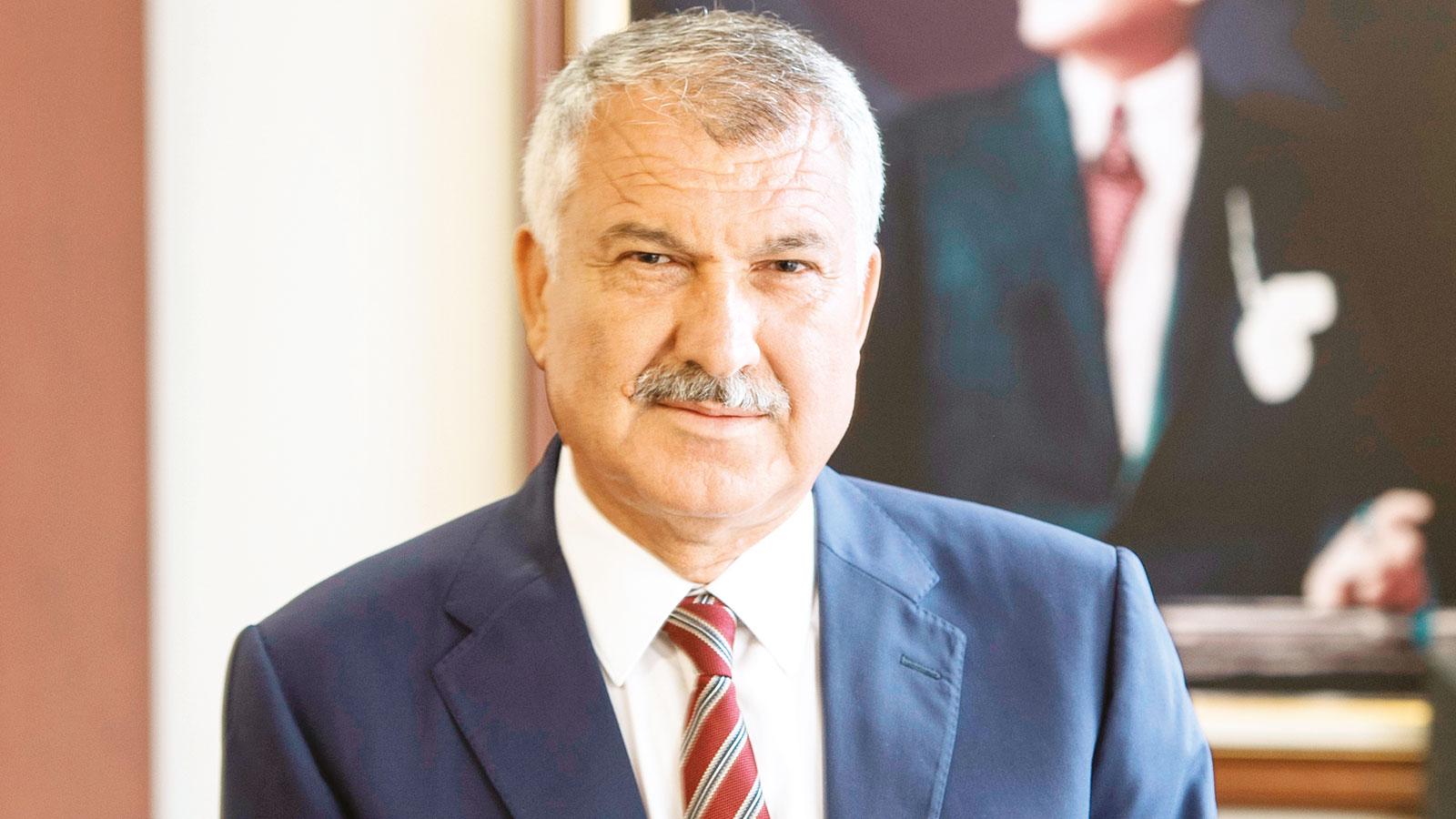 Zeydan Karalar Adana'da gündem oldu: Rüşvet alan cezasını çeker
