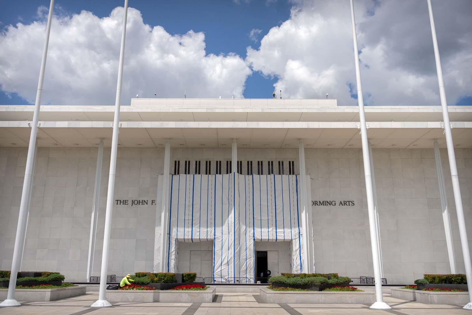 Kennedy Center, Trump'ın adını ekleme planını erteledi! Yeni tarih belli oldu